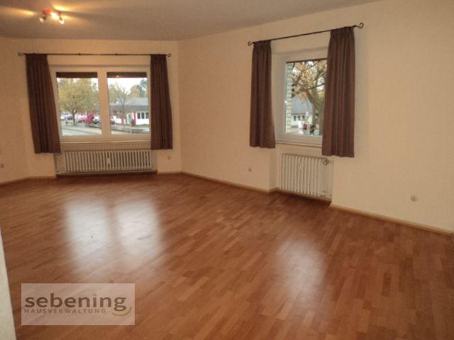Exposé 2306 • Interessante und großzügig geschnittene 4 ZKB Wohnung!!! - Foto 1